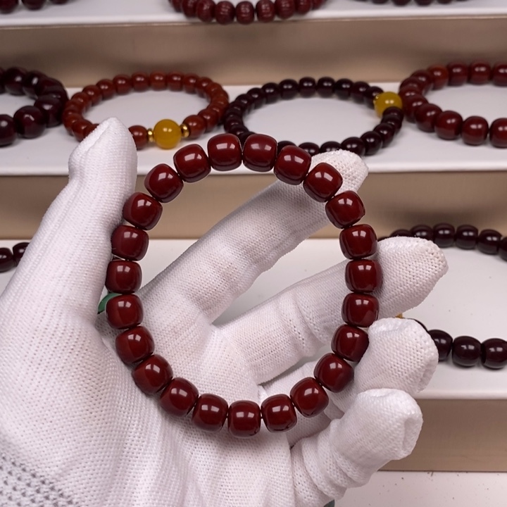 核桃把件猴头雕刻