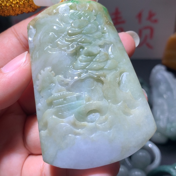 翡翠未镶嵌颈饰保真天然A货翡翠