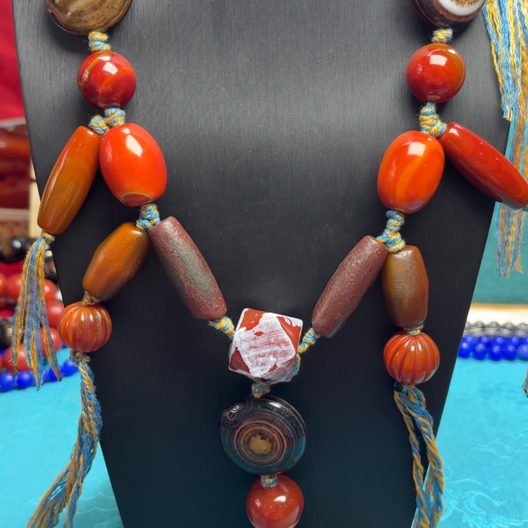 夏***雨玛瑙/玉髓未镶嵌项链