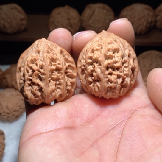 文玩核桃吊坠38野牛