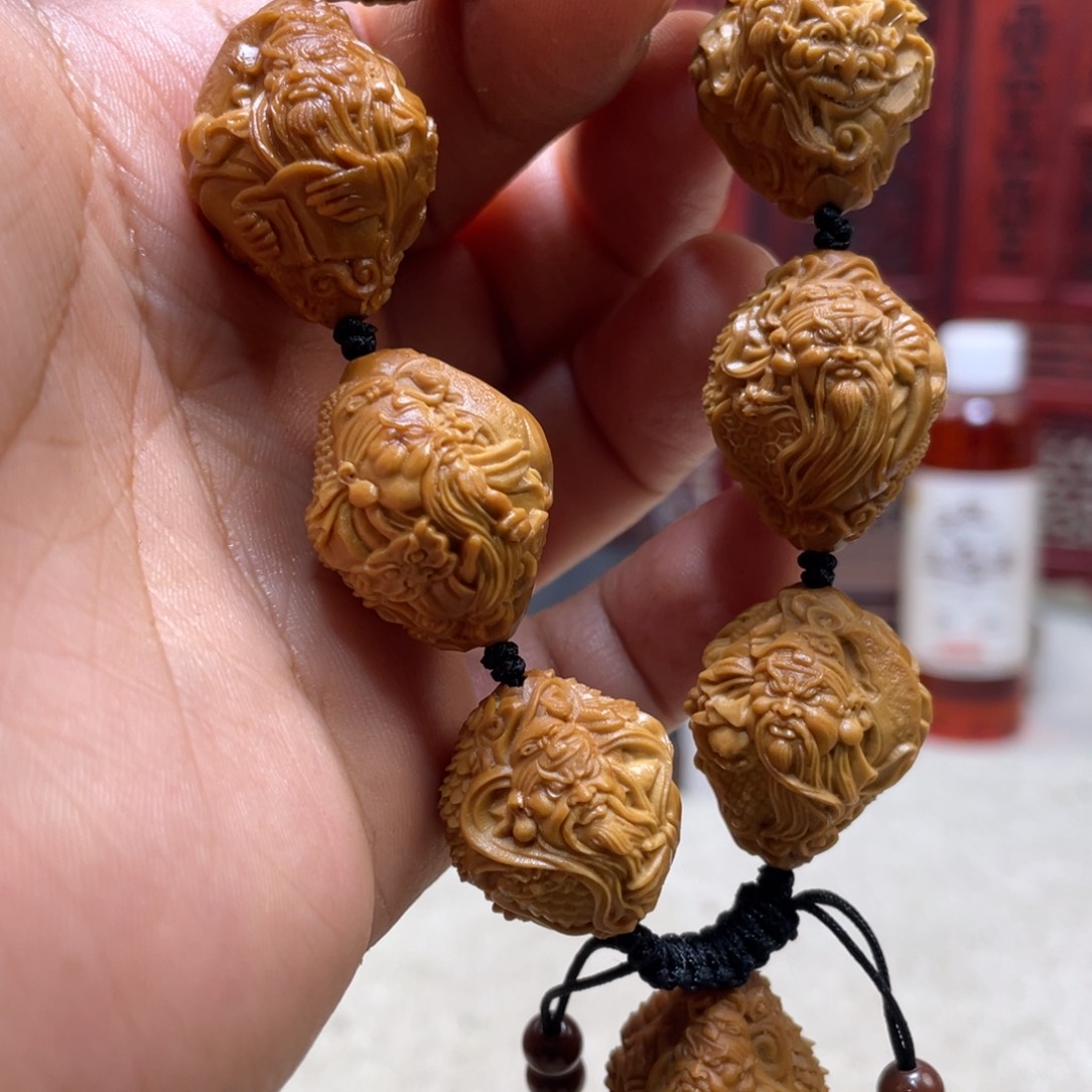 橄榄核吊坠橄榄核雕