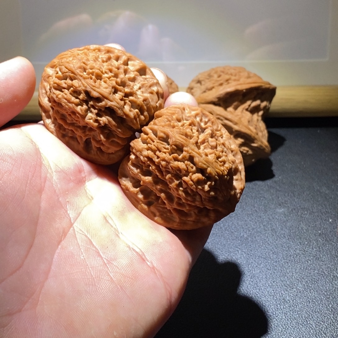 小***卢手串/手链核桃南疆石44尺54克重