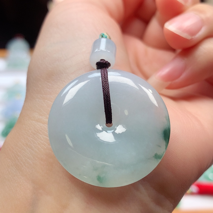 【闪购商品】翡翠未镶嵌吊坠(不含链)