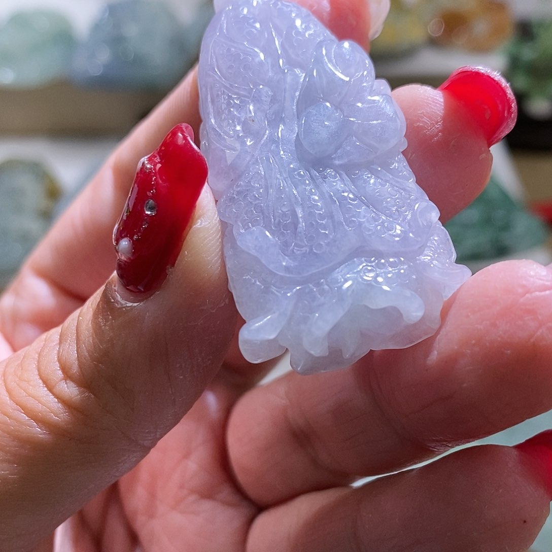 【闪购商品】翡翠颈饰未镶嵌菜