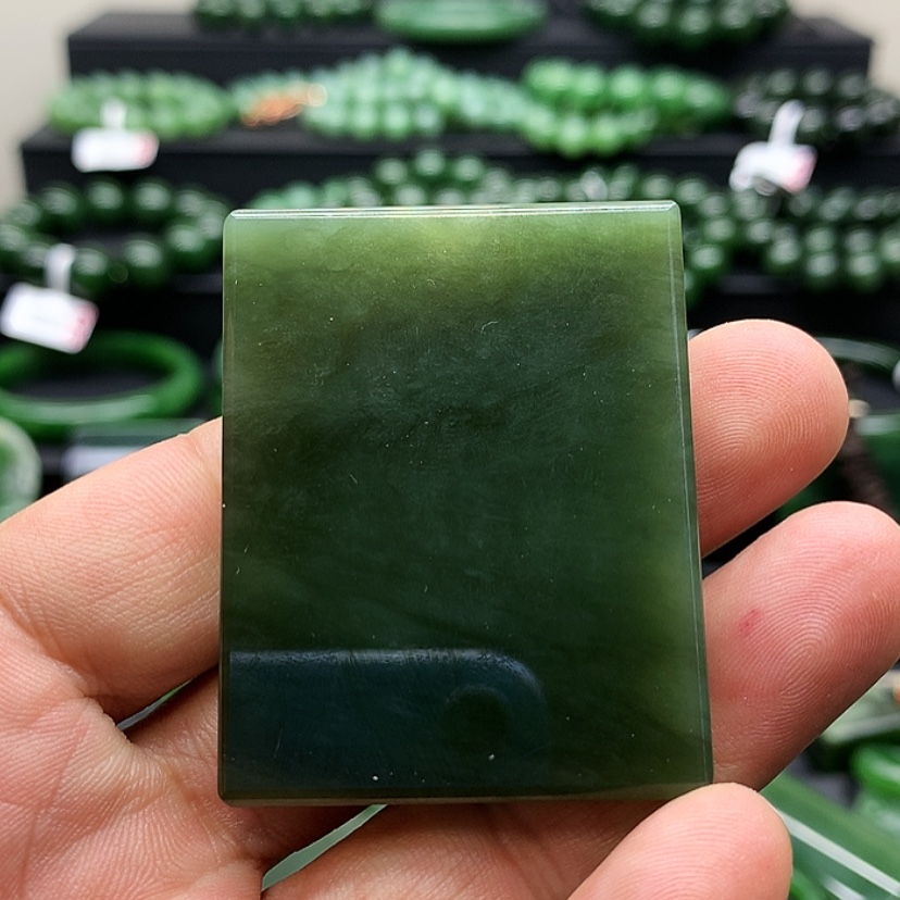 【闪购商品】和田玉（碧玉）颈饰未镶嵌