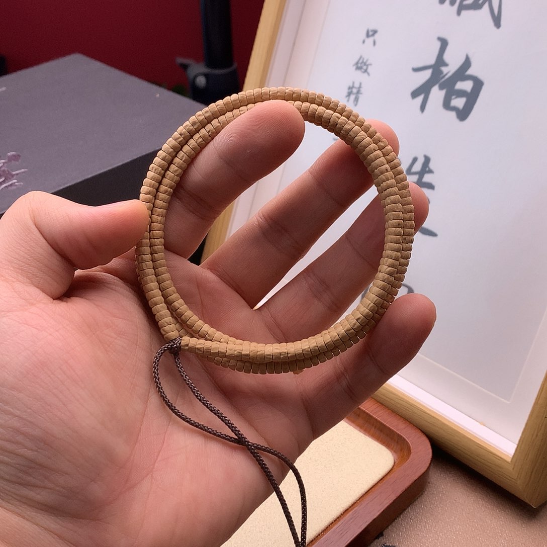 柏香籽/百香籽吊坠药神