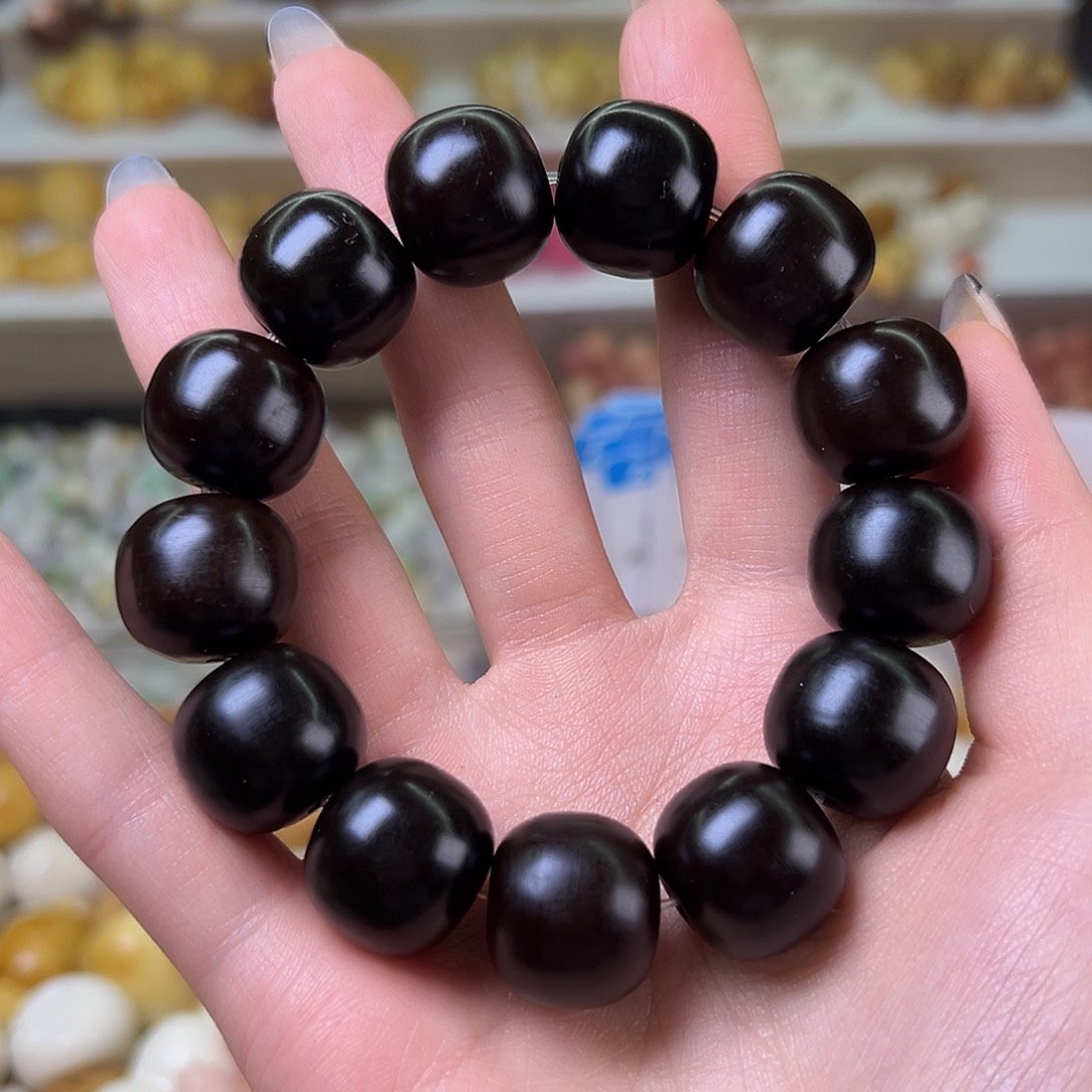 菩提根/象牙果吊坠微瑕卡18黑金桶一串