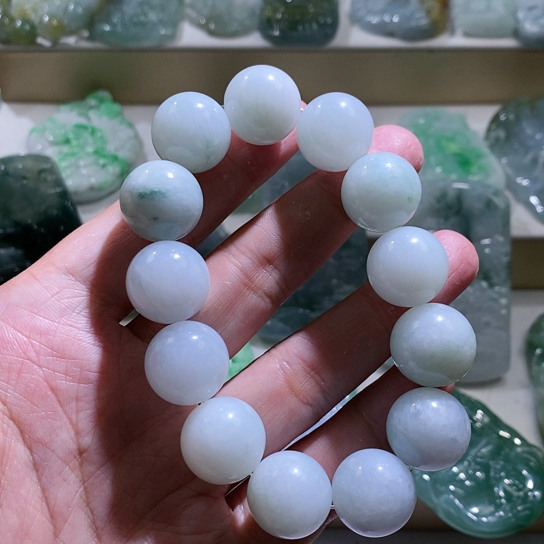 【闪购商品】翡翠颈饰未镶嵌手串