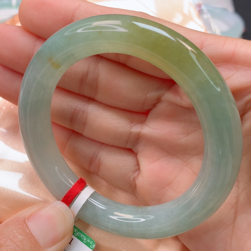 【闪购商品】翡翠手镯未镶嵌天然翡翠手镯