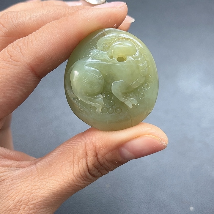 【闪购商品】颈饰未镶嵌和田玉