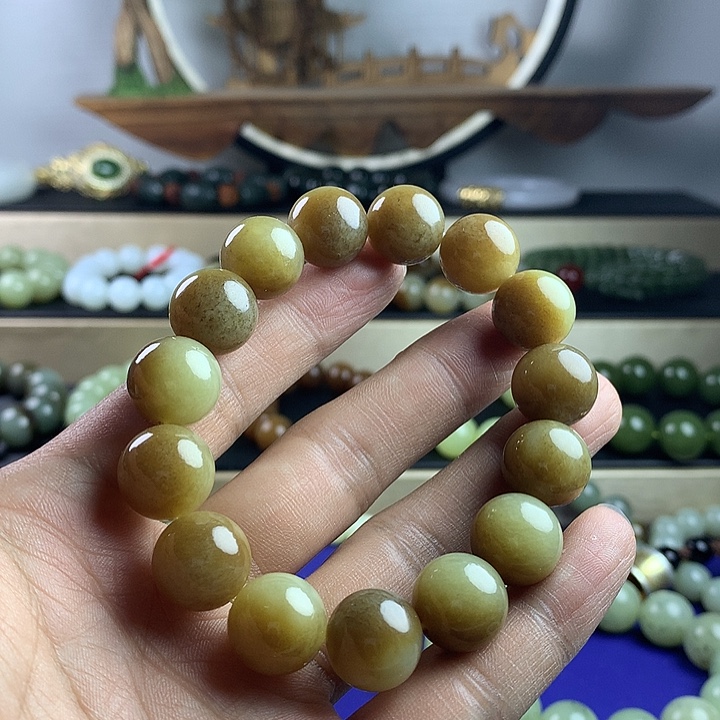 晓***风未镶嵌手串和田玉