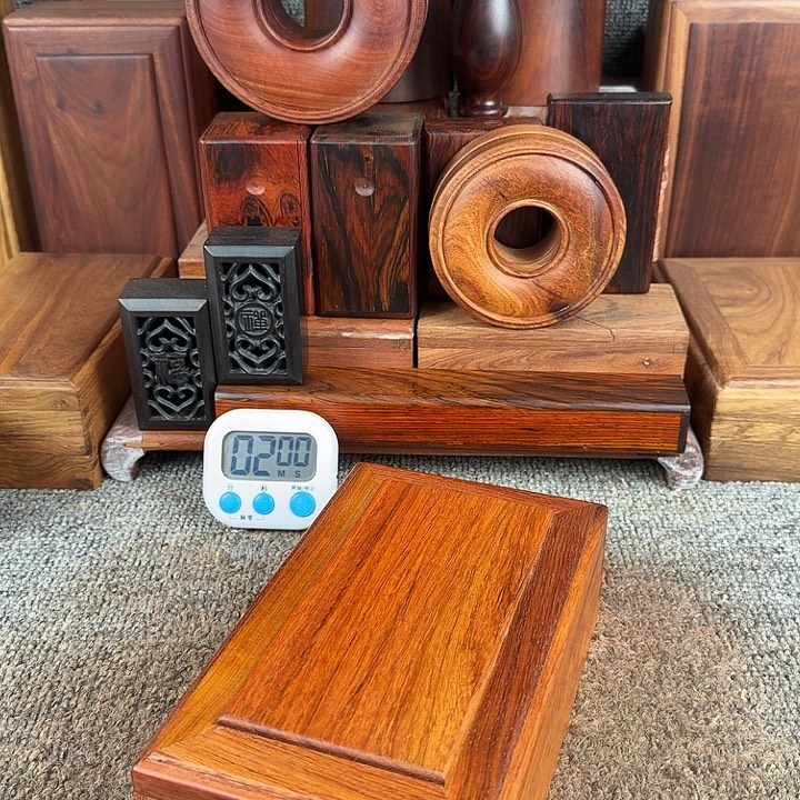 昂***三大果紫檀（缅甸花梨）