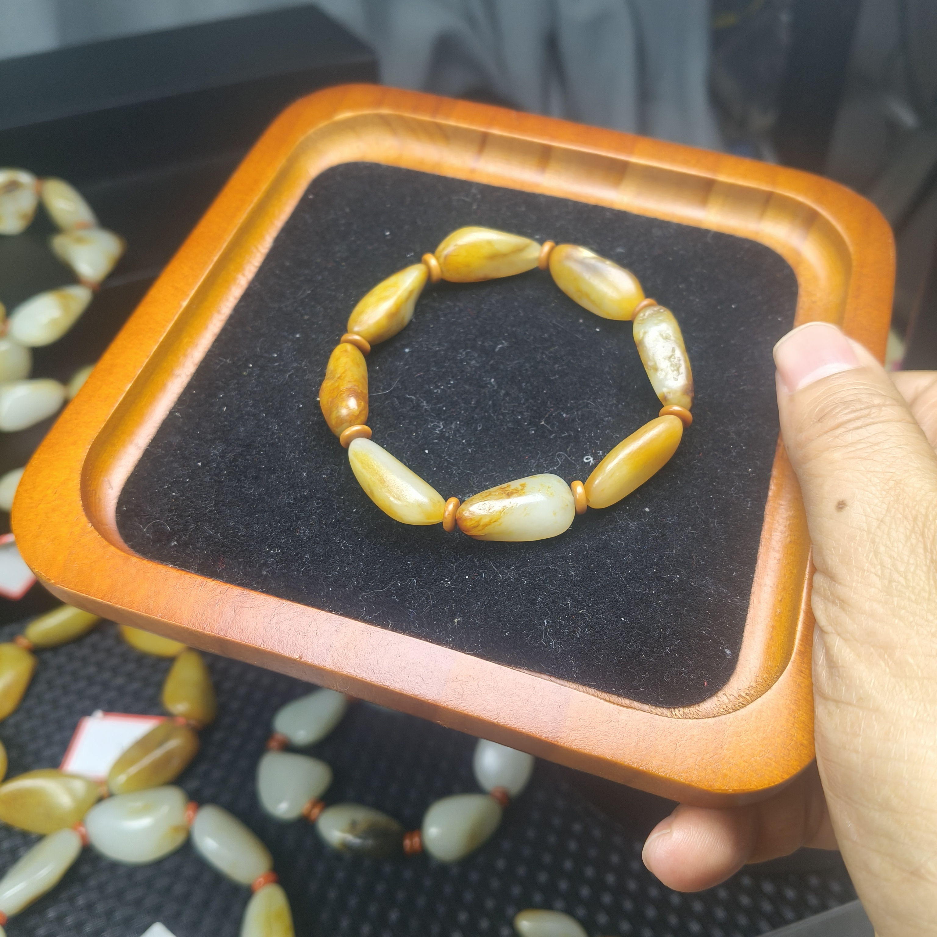 和田玉原石精品手链休闲百搭款