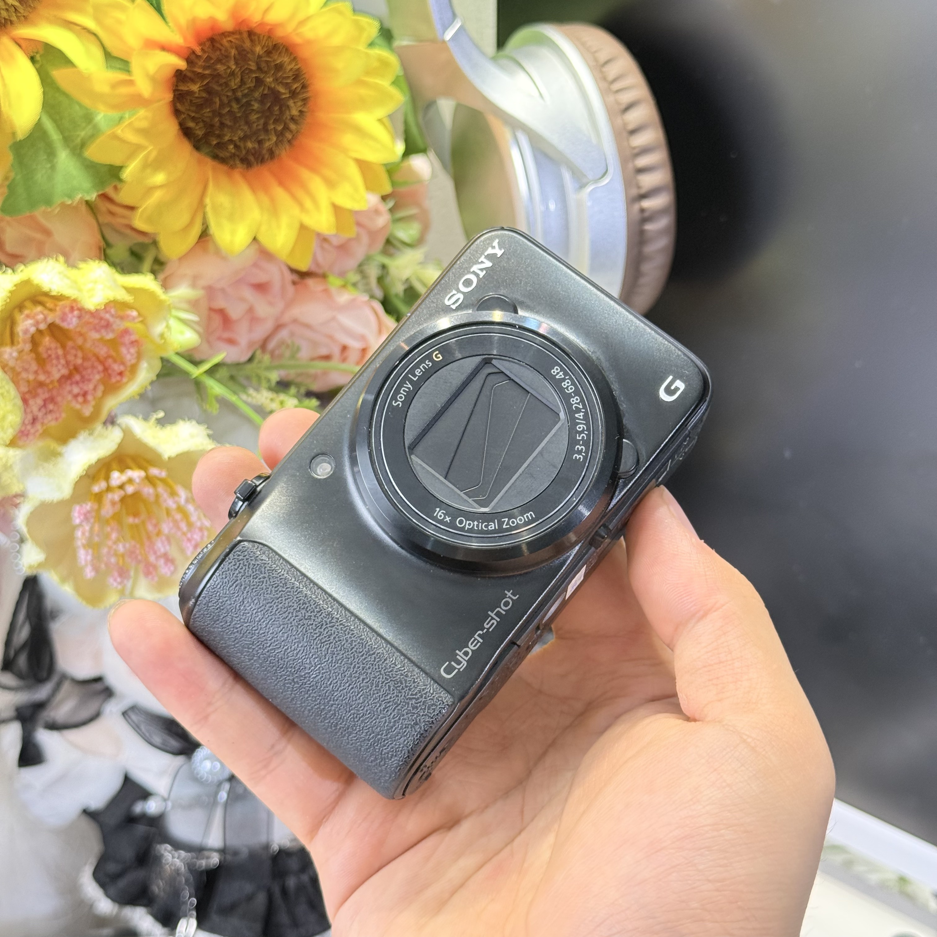 9新 Sony/索尼 索尼h90小长焦色彩感好1600万像素滤镜多带配件