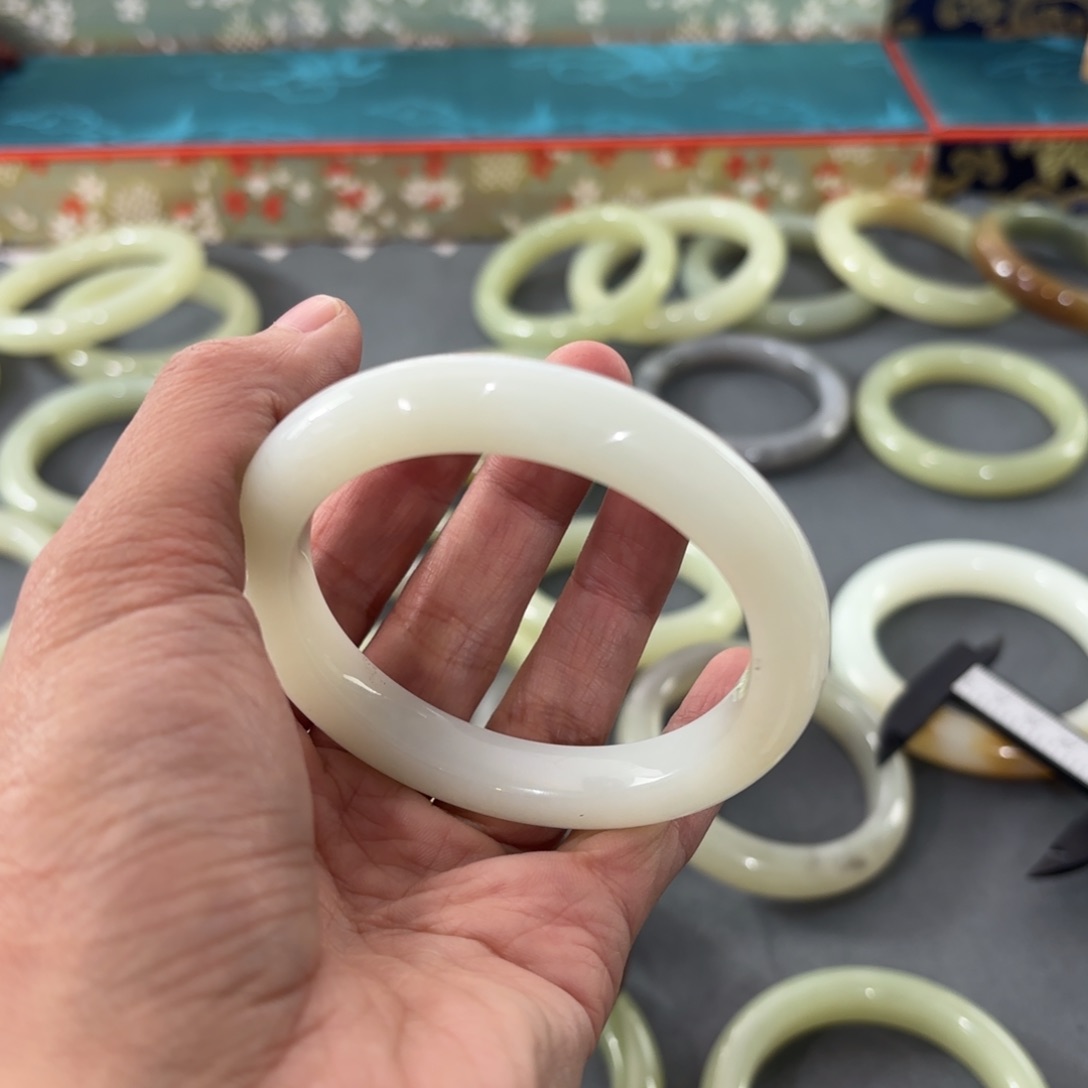 和田玉（糖玉）56未镶嵌