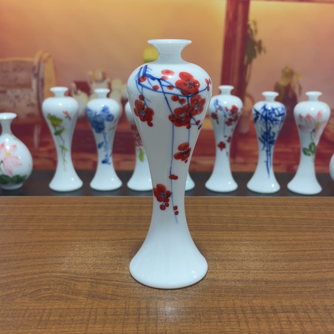 陶瓷景德镇小花瓶等着你