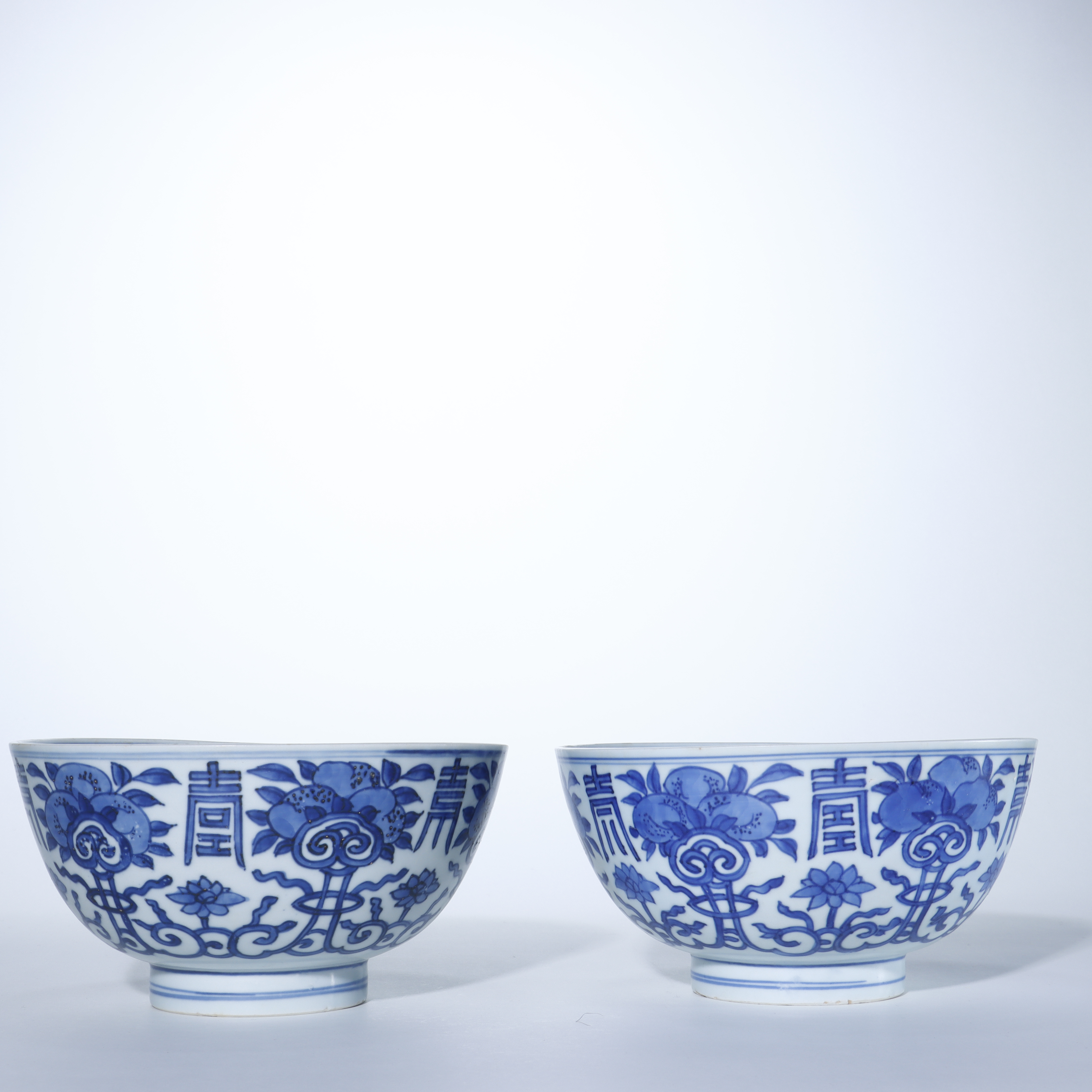 Lot.6031 306 清康熙 青花三多纹碗（一对） H：10.2 D：20