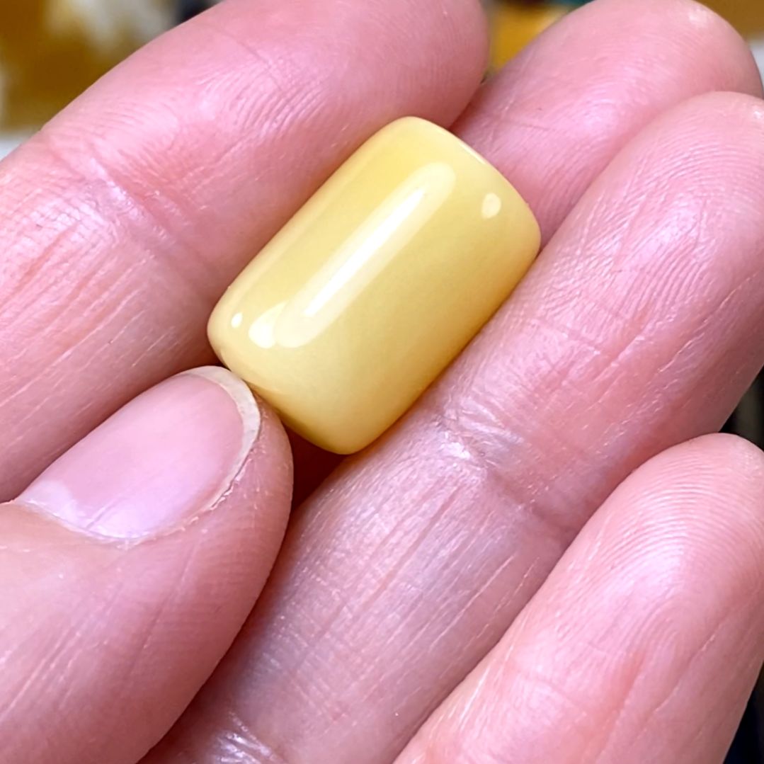 裸石琥珀未镶嵌别***谁11桶珠