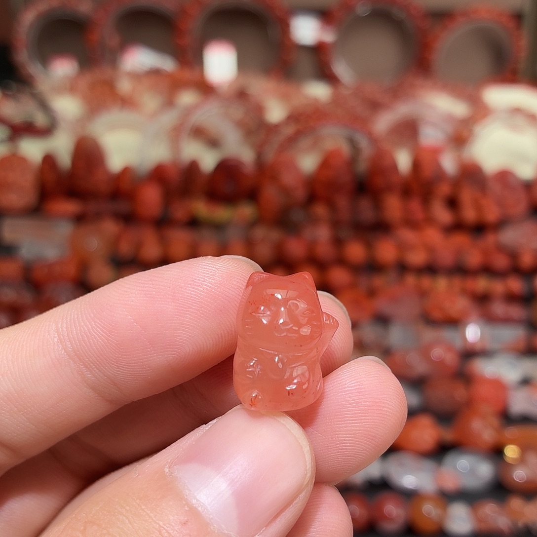 南红玛瑙未镶嵌颈饰