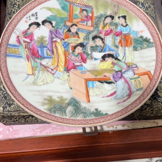 盘粉彩盘子粉彩盘子