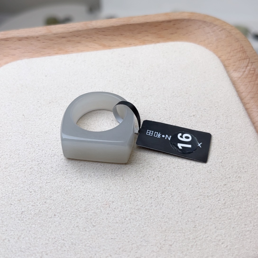 和田玉戒指未镶嵌