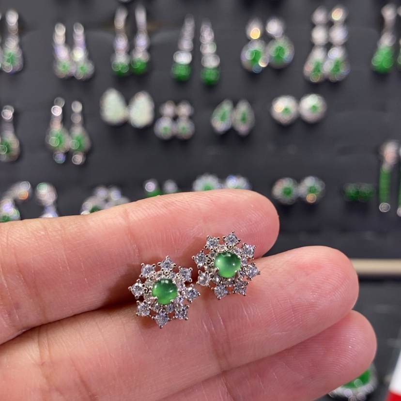 【闪购商品】翡翠耳饰银S925镀金镶嵌