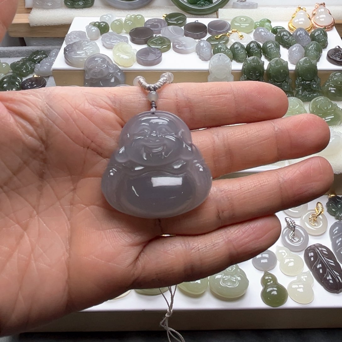 和田玉未镶嵌颈饰祺*