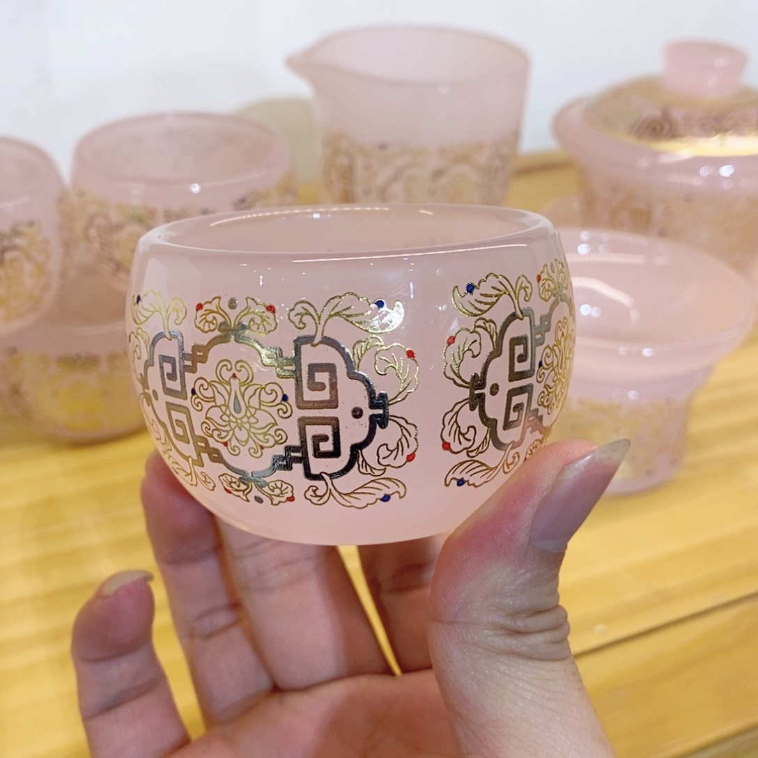 粉红色金银错客杯一个