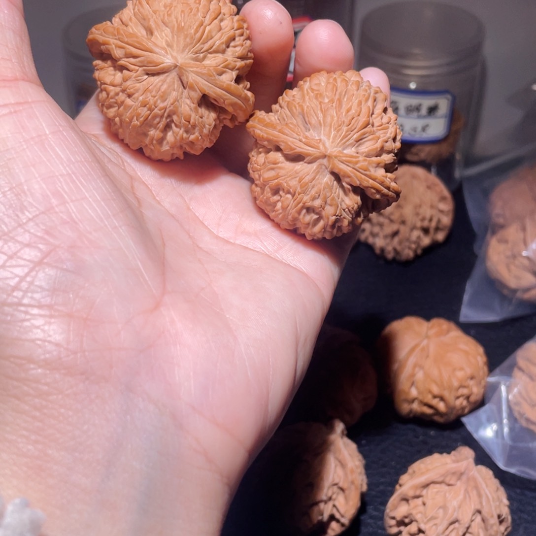 吊坠桃核亦*40尺球白，