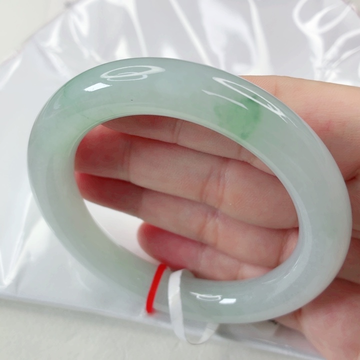 翡翠未镶嵌手镯圆条54