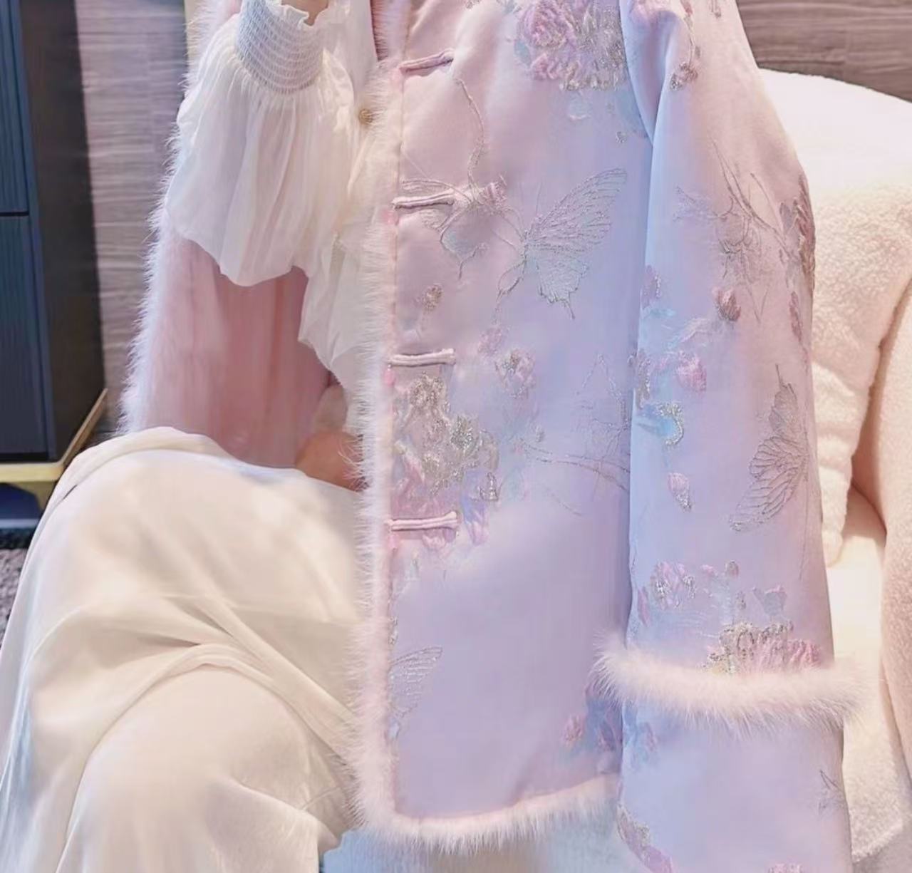 录复古时髦中国风盘扣国风女装秋冬新款2024D6263——四月