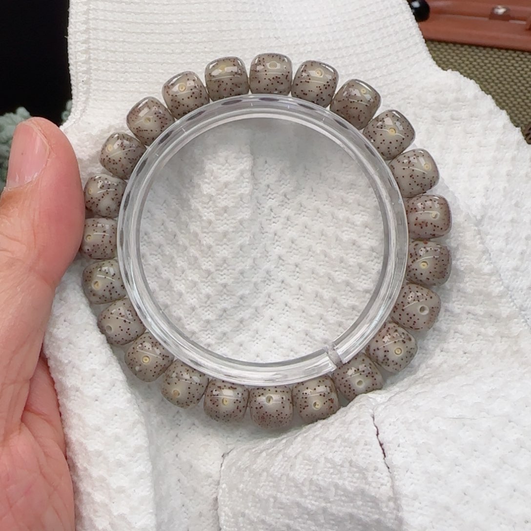 星月菩提手串灰冰针尖星10*9