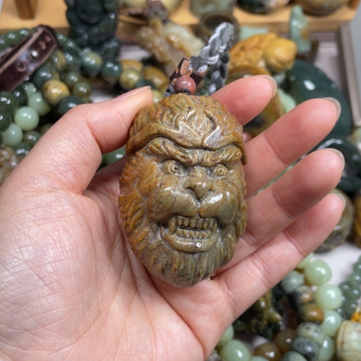 【闪购商品】岫岩河磨玉（透闪石质玉）未镶嵌把件