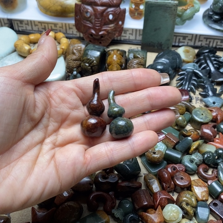 透闪石质玉手把未镶嵌M****d