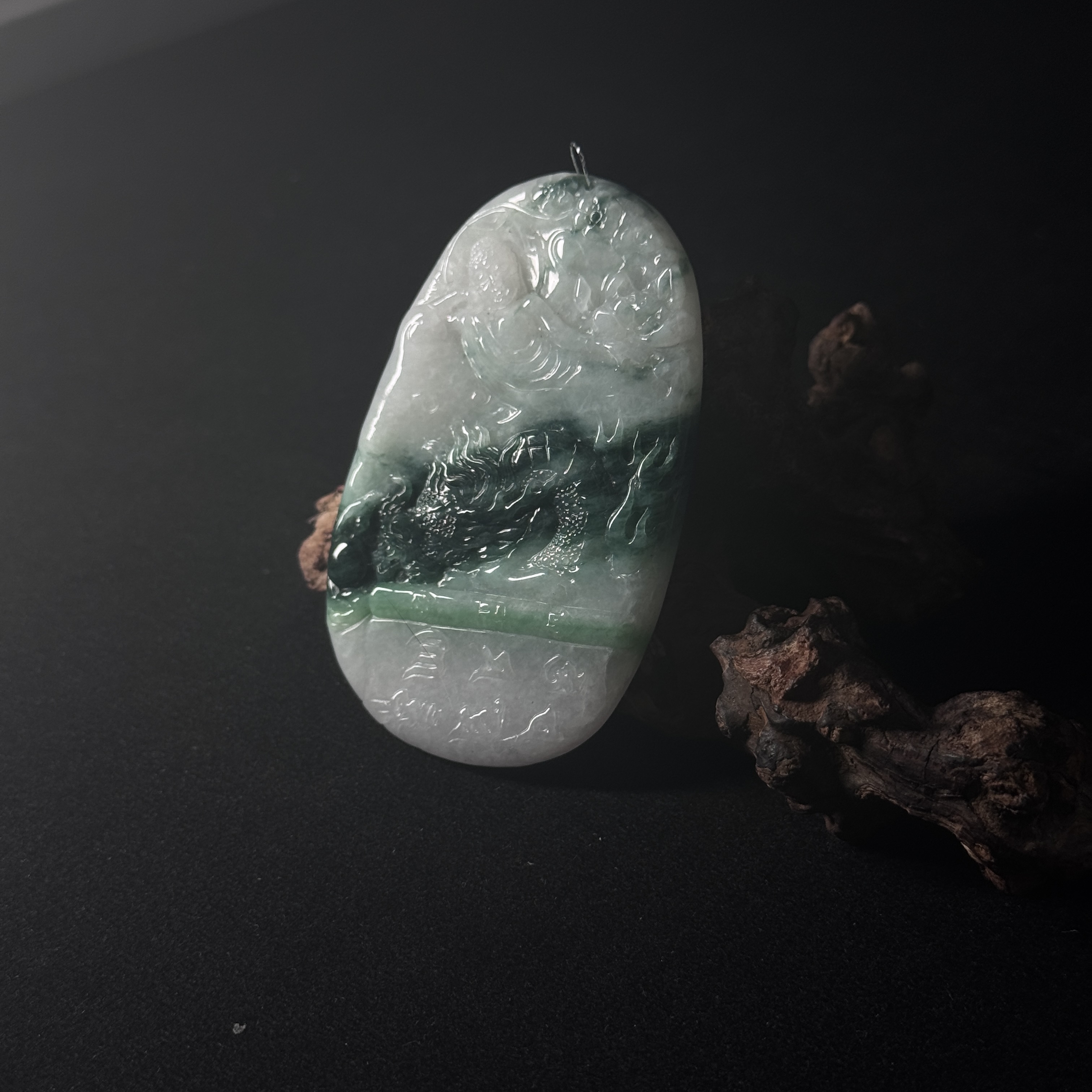 【诚翠拍品第一百零四期午】翡翠18吊坠LLi5134