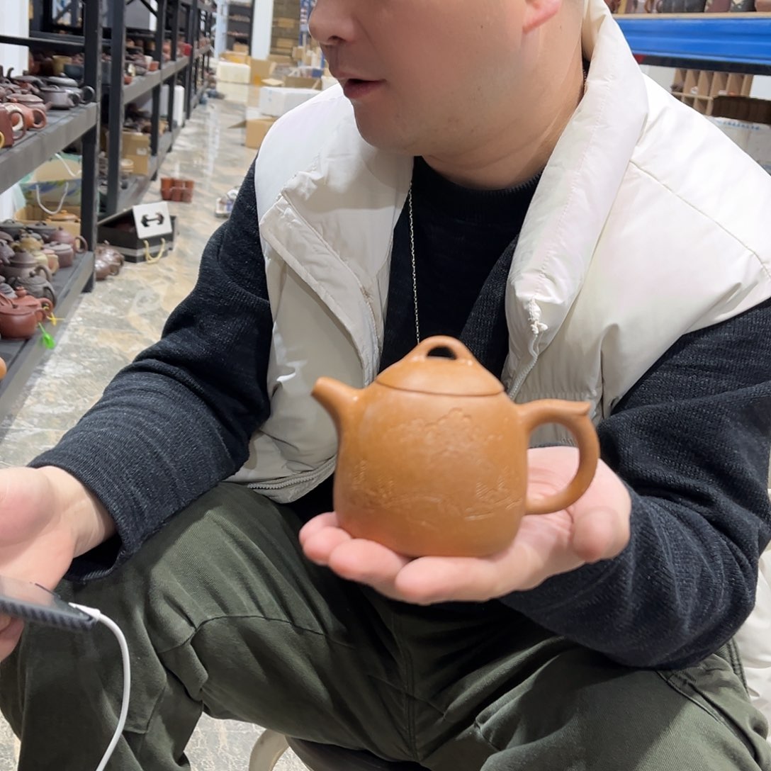 茶壶紫砂lobumenmeno