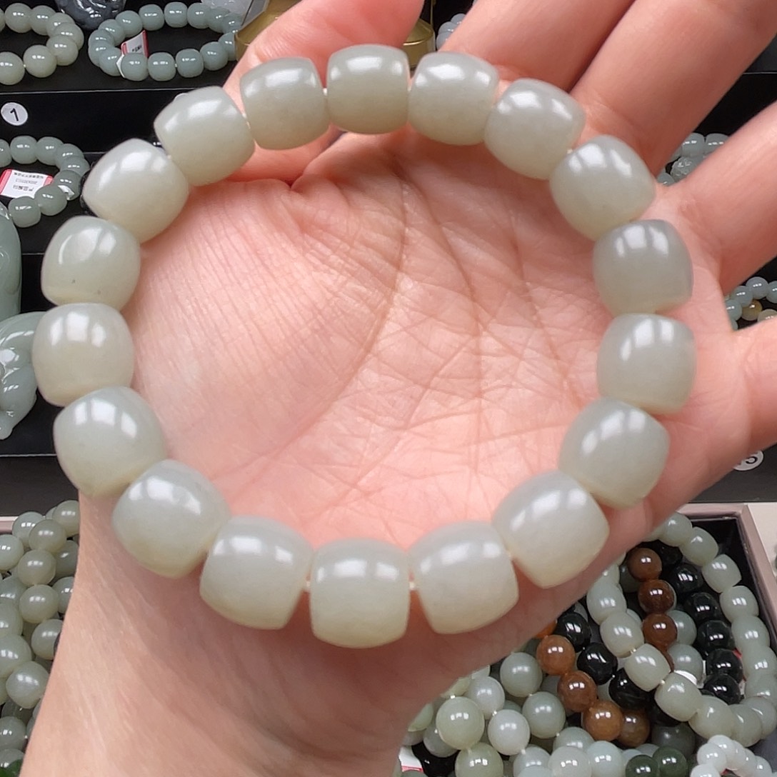 和田玉手串未镶嵌