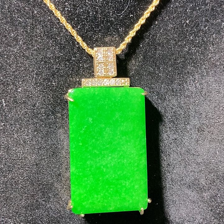 翡翠颈饰14K金镶嵌吊坠