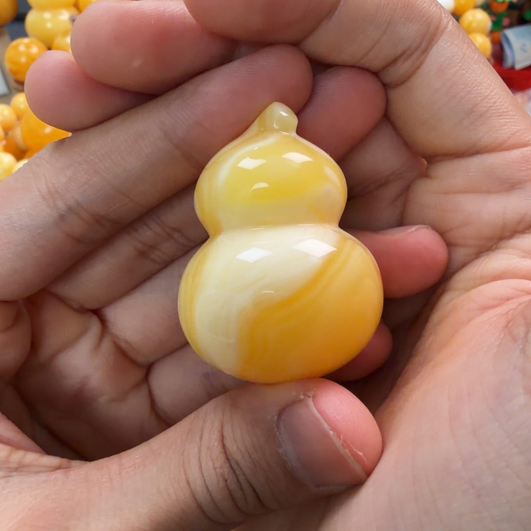 琥珀未镶嵌珠宝奇石22g