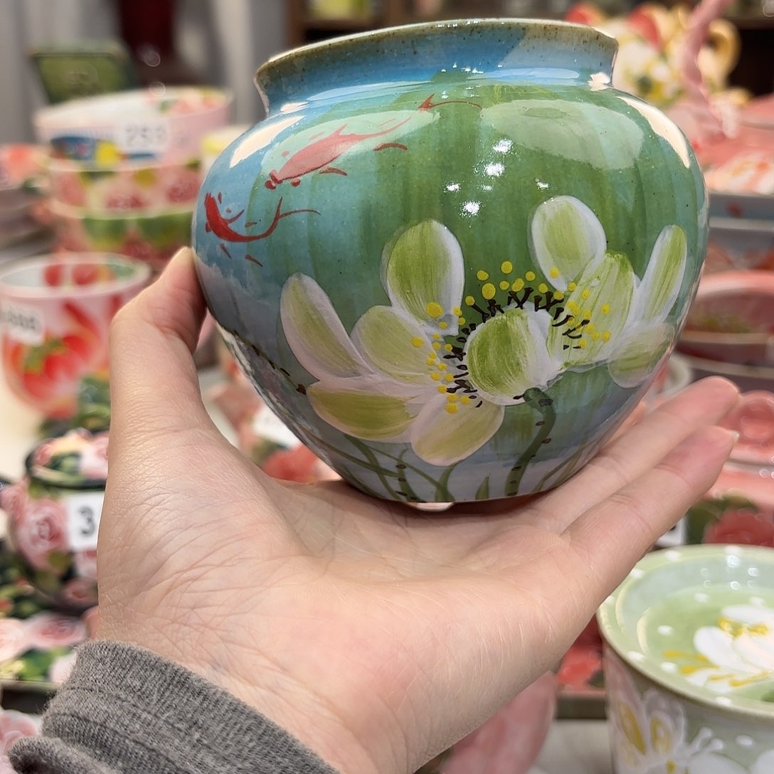 瓷片兔兔盖茨。兔兔好