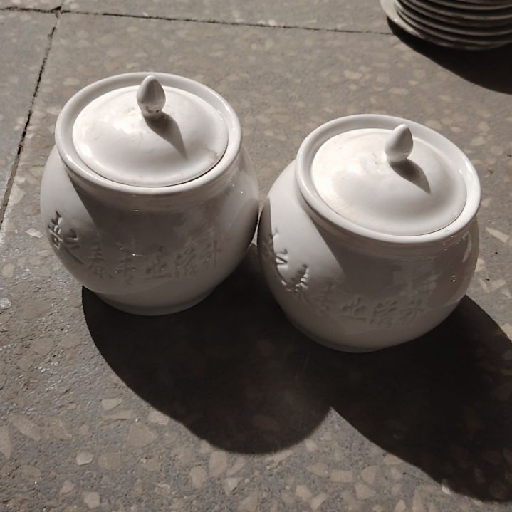 摆件陶瓷盘子碗啥都有