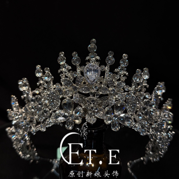 ETE ST1-18151新款百搭气质新娘皇冠西式婚礼新娘头饰大气