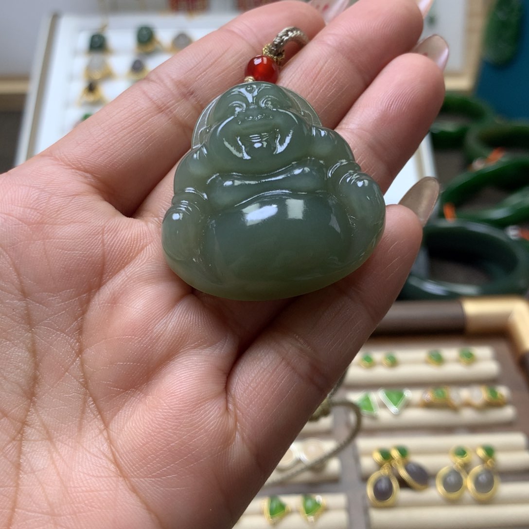 和田玉耳饰未镶嵌