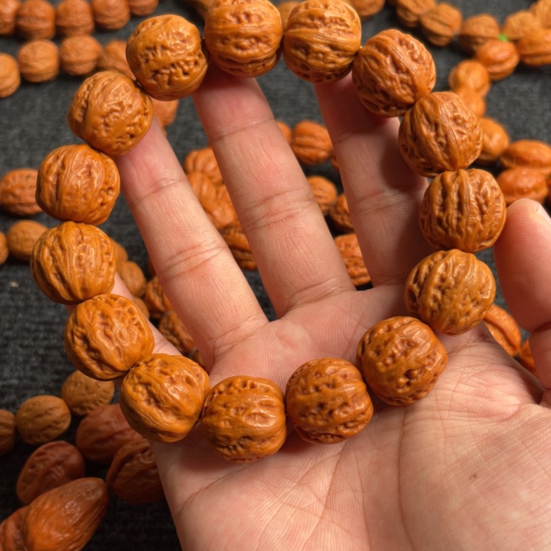 ****鱼吊坠文玩核桃肉筋八棱