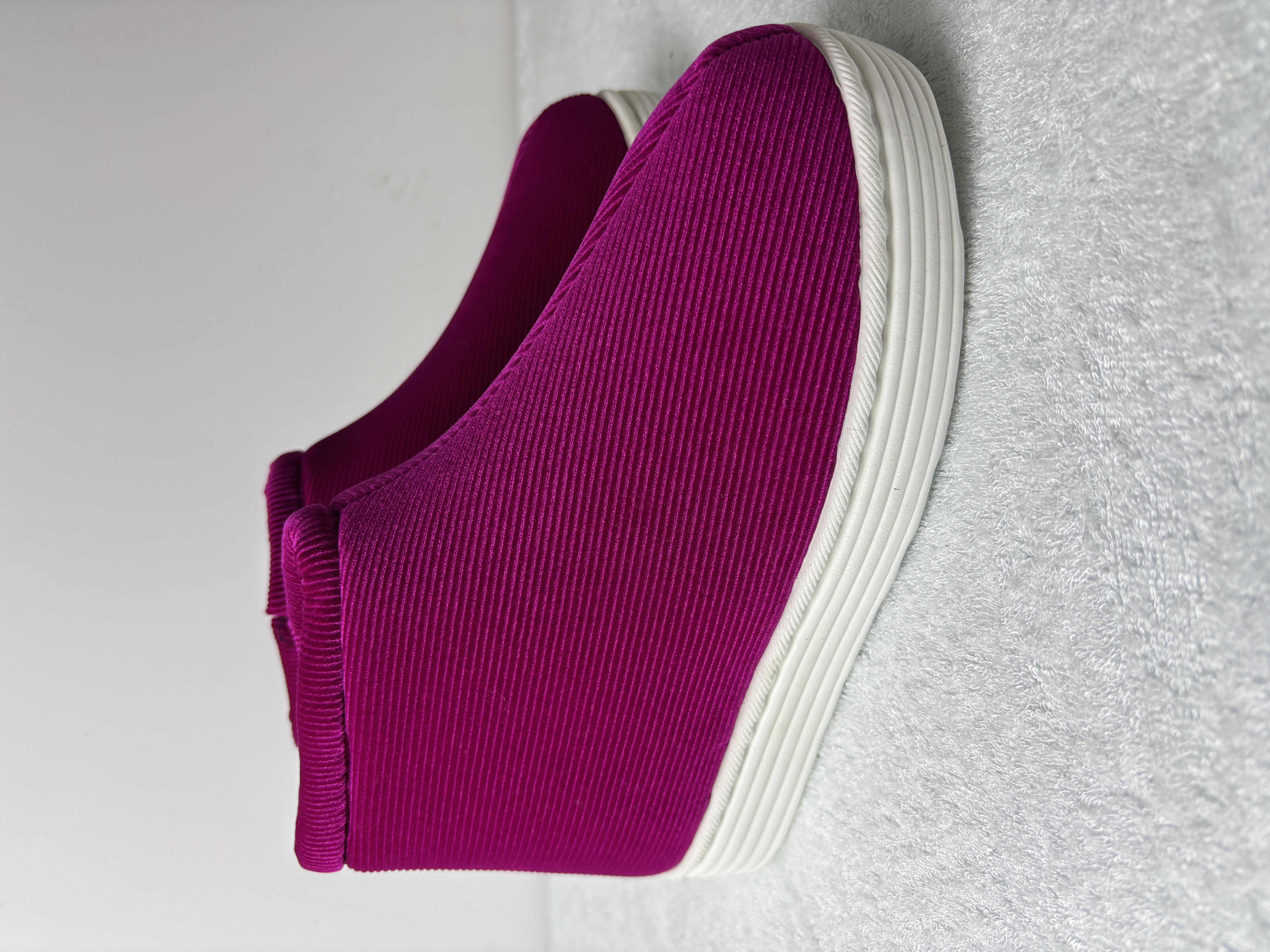 休闲风圆头冬季保暖高帮鞋厚底耐磨防滑加绒加厚女士彩色棉鞋