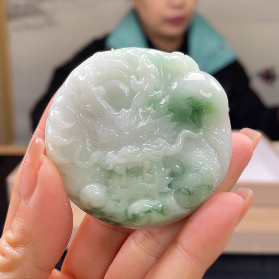 翡翠吊坠(不含链)未镶嵌