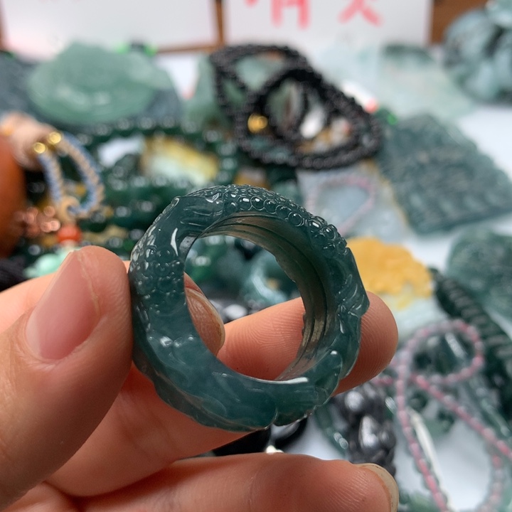 翡翠颈饰未镶嵌保真天然A货翡翠