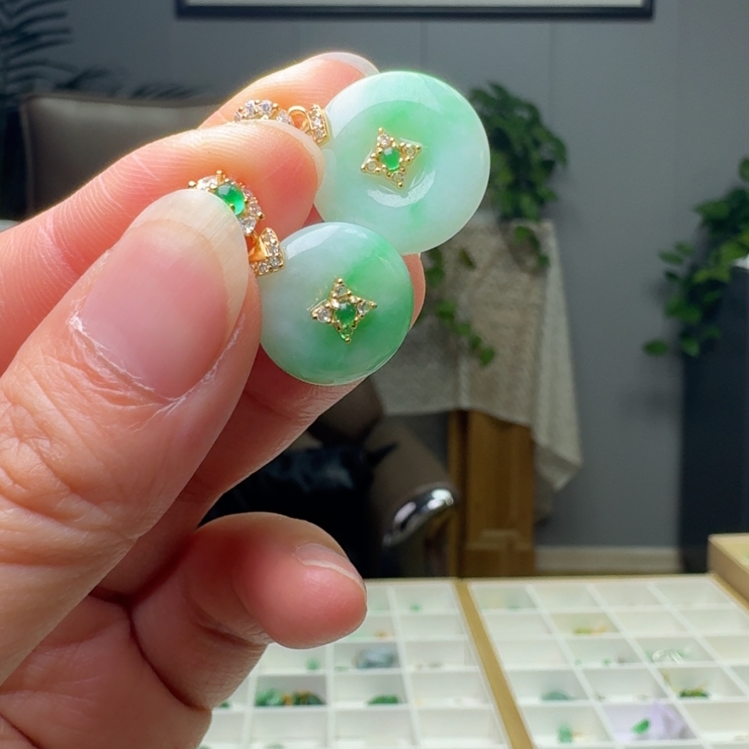 翡翠银S925镶嵌吊坠(不含链)多样性发货其一