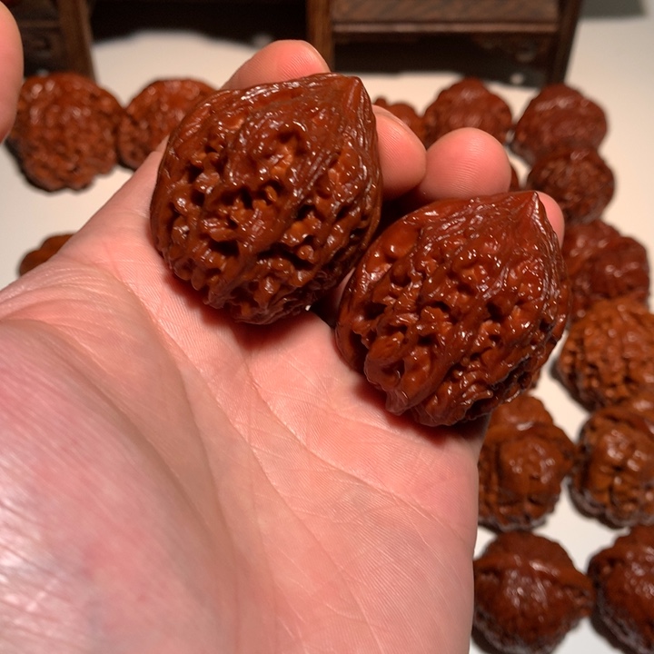 用***9桃核吊坠大古石26WCH#00#