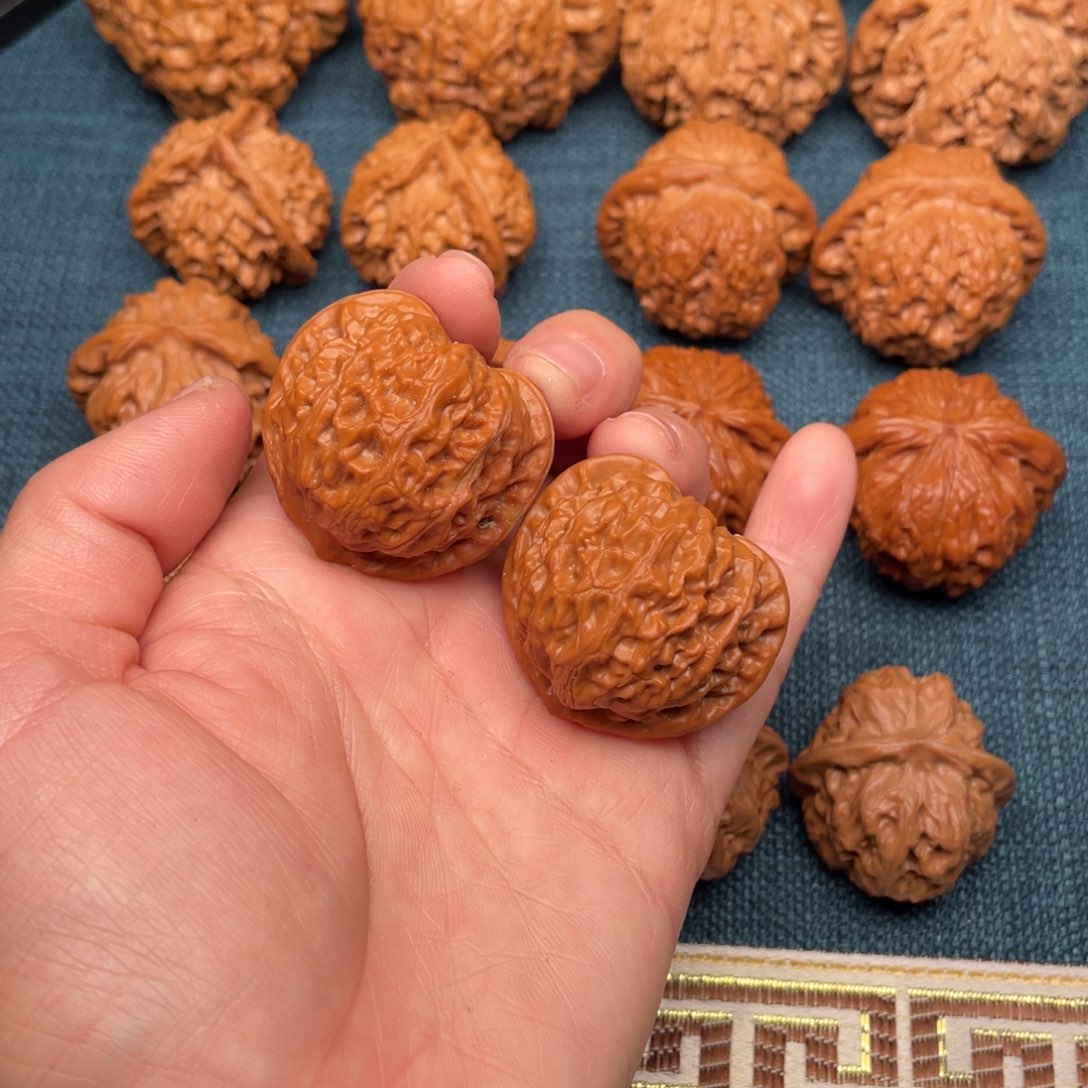 把件文玩核桃37全品桃心蜡皮灯